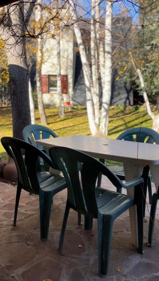 El Colibri Cabanas De La Naturaleza Trelew Buitenkant foto